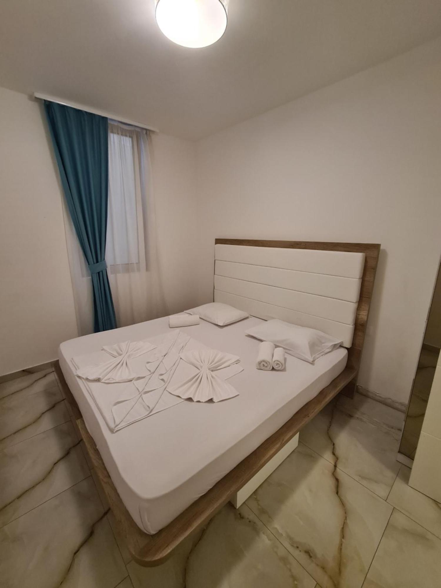 Aura Time Apartments Rafailovici Exterior photo